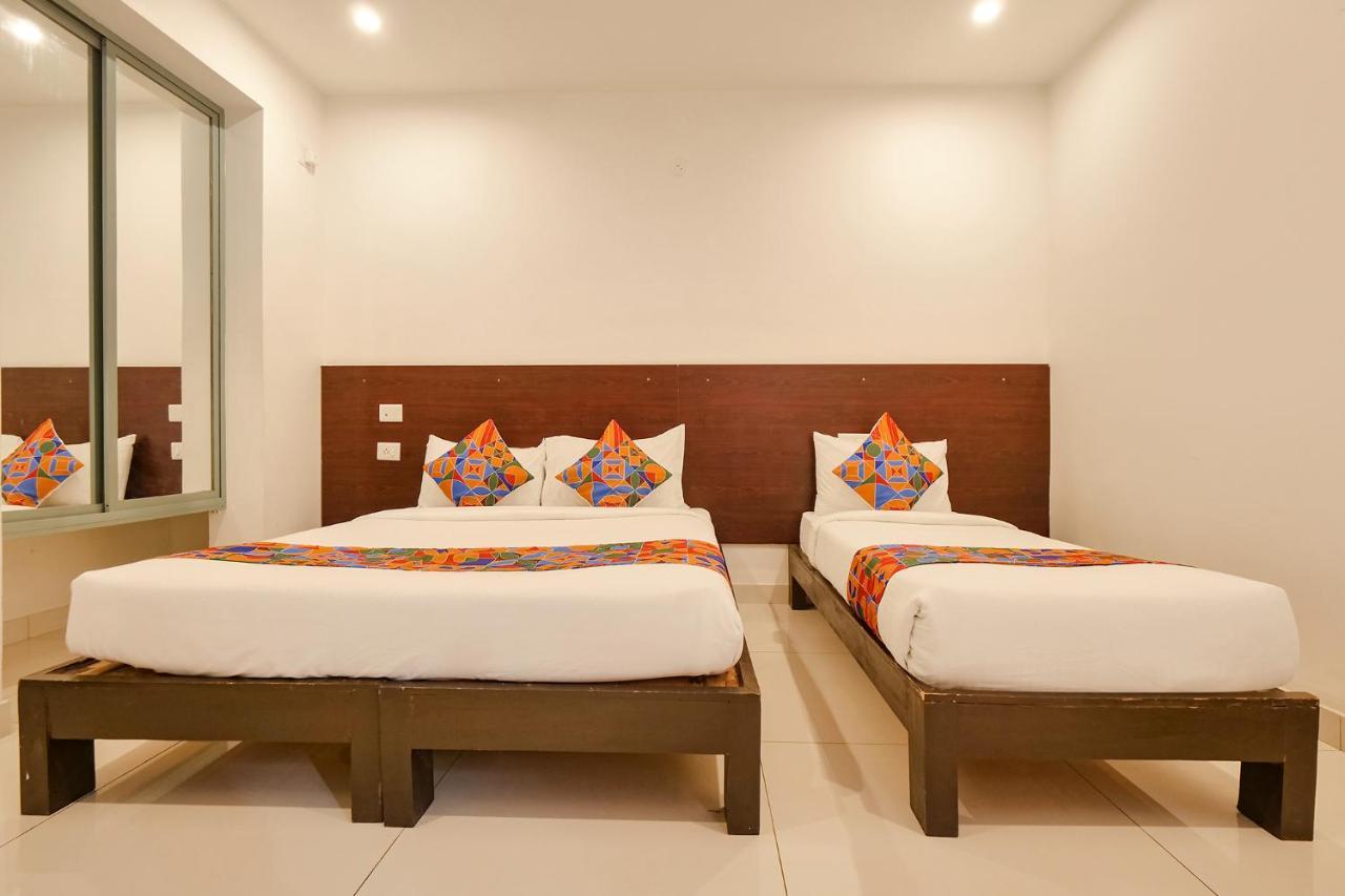 Fabexpress Krishna Suites Mysore Exteriör bild