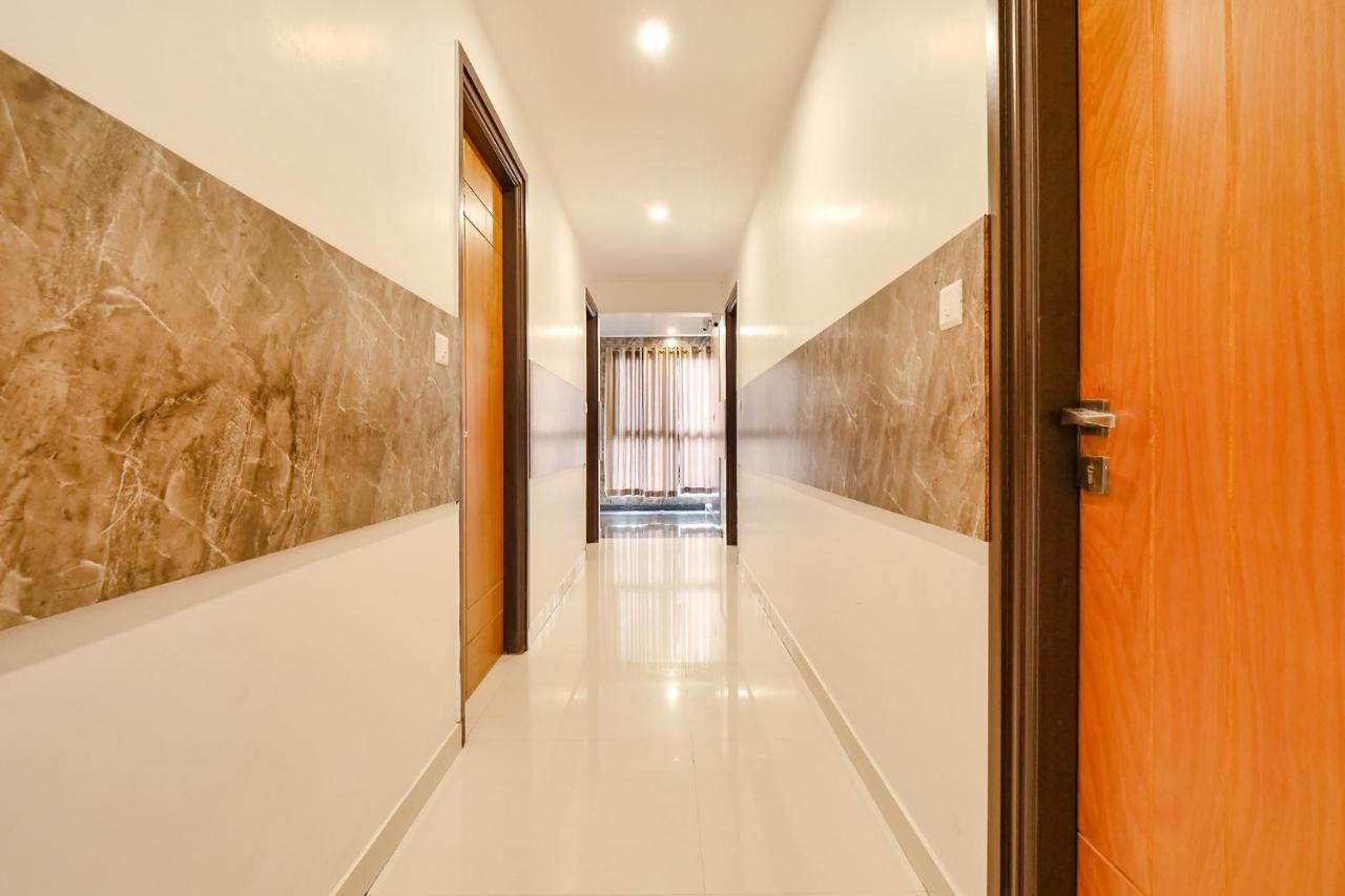 Fabexpress Krishna Suites Mysore Exteriör bild
