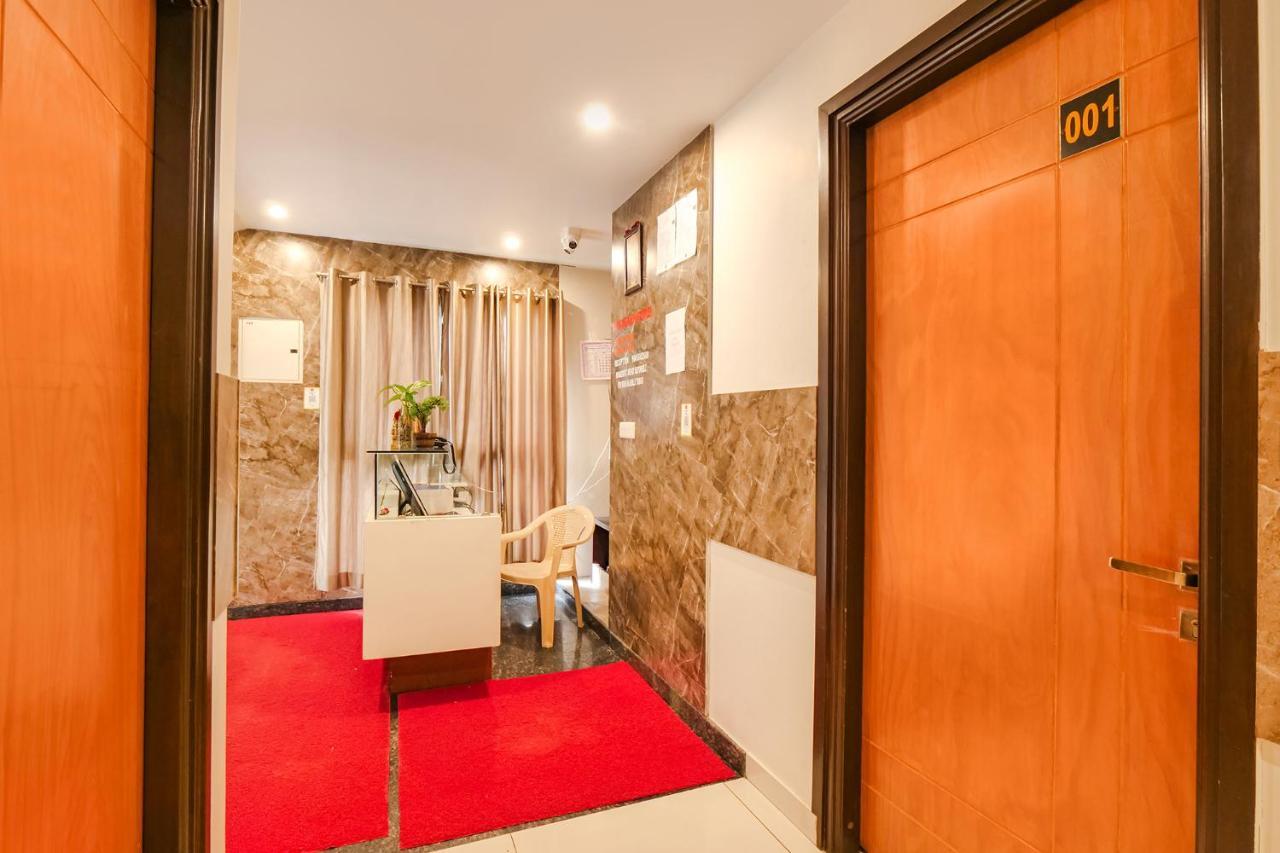 Fabexpress Krishna Suites Mysore Exteriör bild