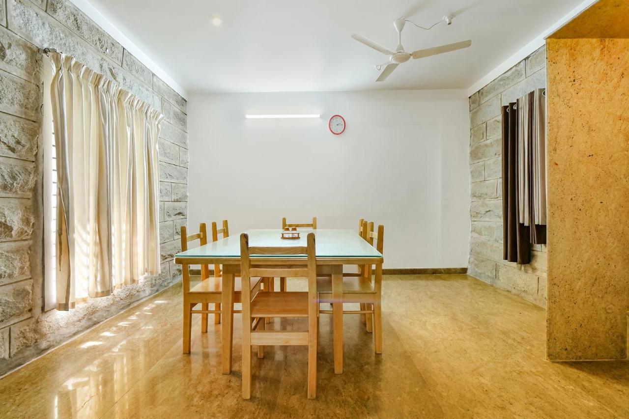 Fabexpress Krishna Suites Mysore Exteriör bild